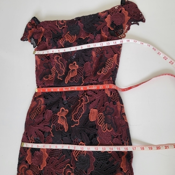 Allen Schwartz Floral Crochet Overlay Pencil Cold Shoulder Midi Dress Sz 4 - Picture 10 of 11